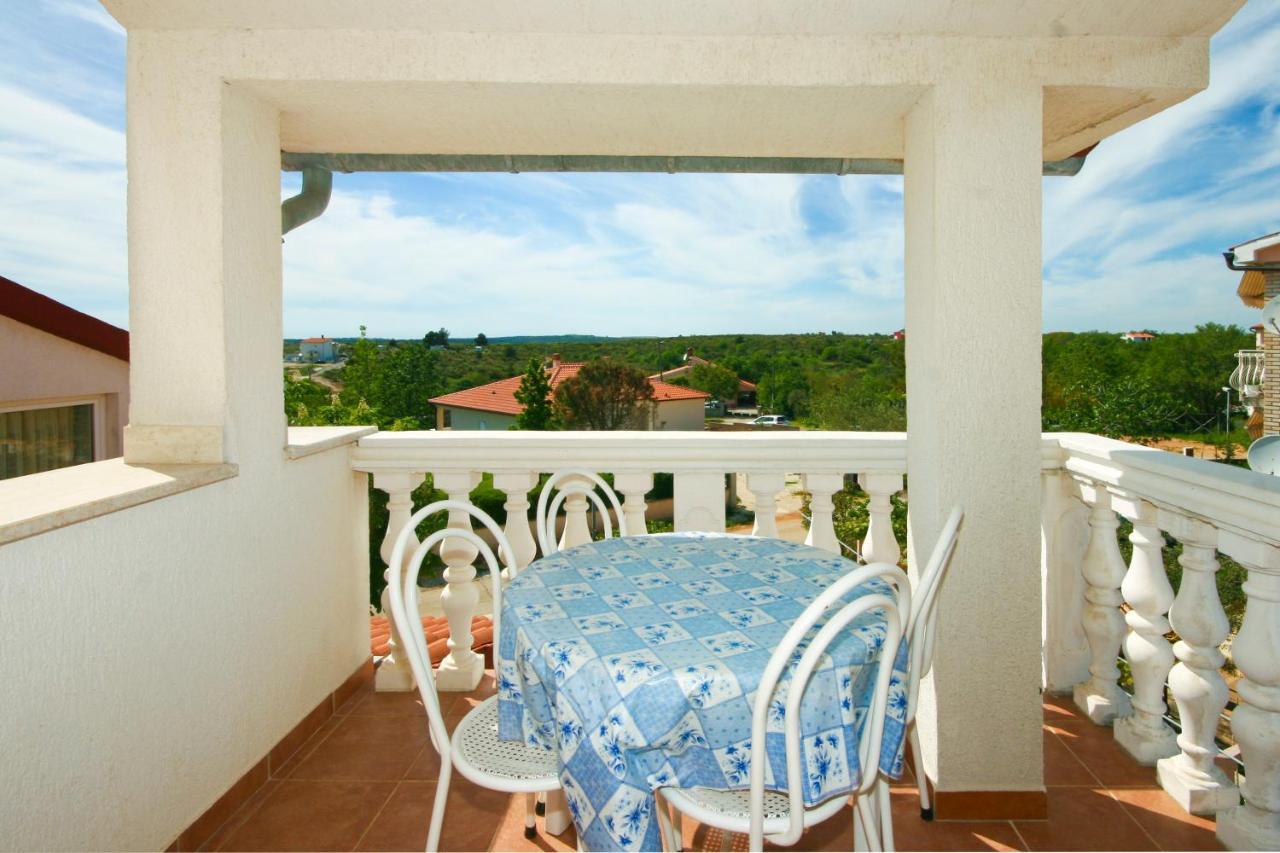 Apartments Biskupije 810 Μεντουλίν Εξωτερικό φωτογραφία