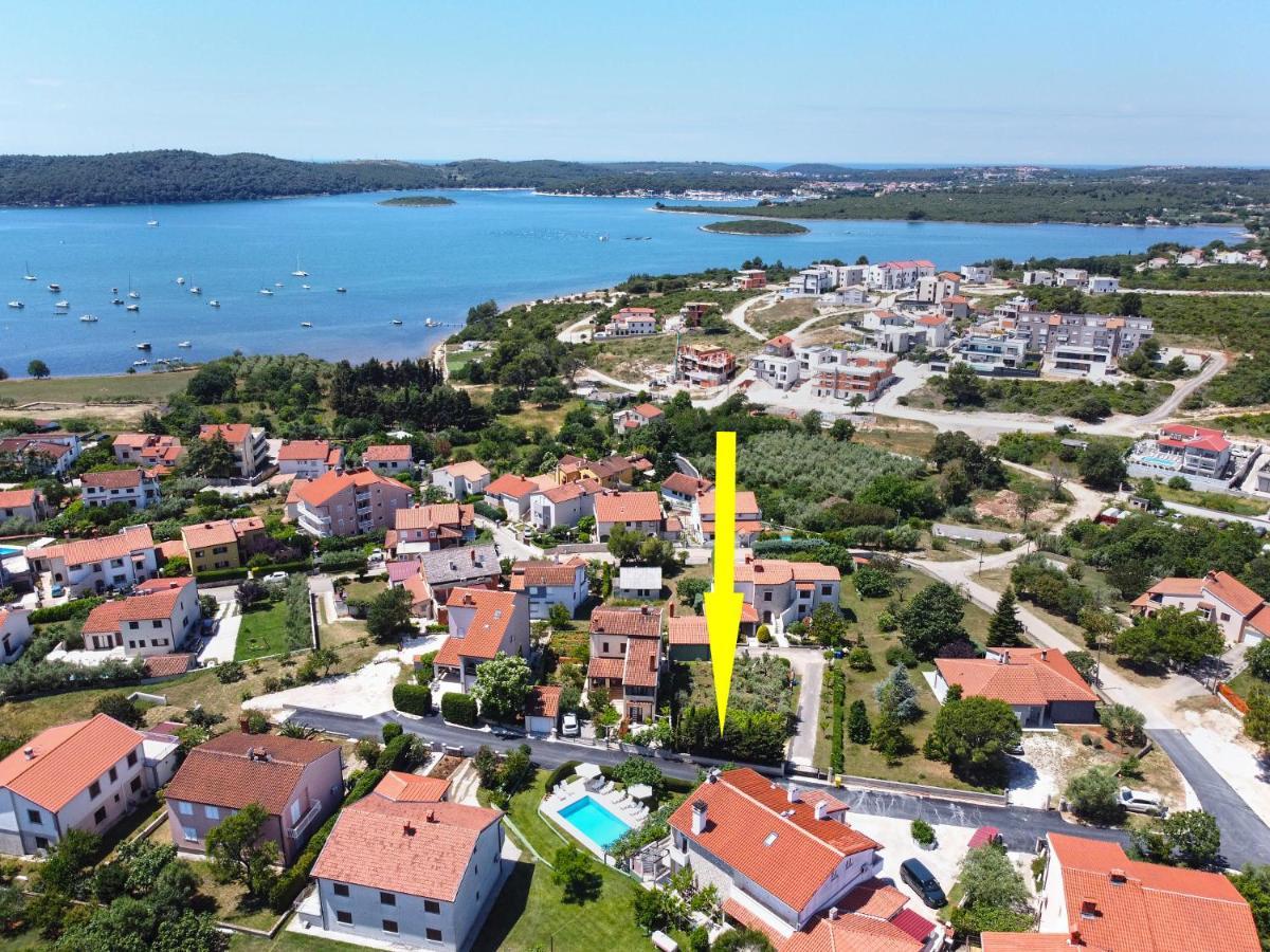 Apartments Biskupije 810 Μεντουλίν Εξωτερικό φωτογραφία