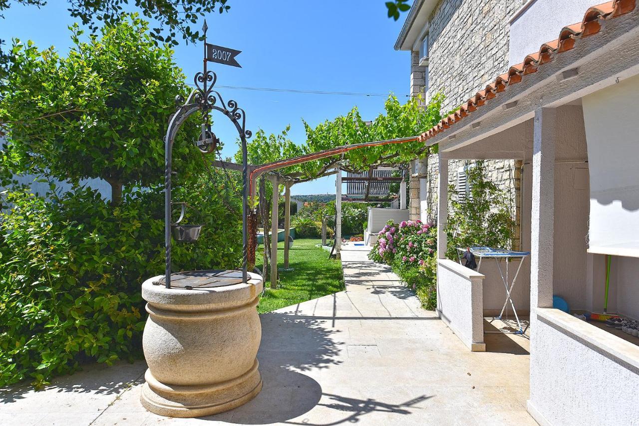 Apartments Biskupije 810 Μεντουλίν Εξωτερικό φωτογραφία
