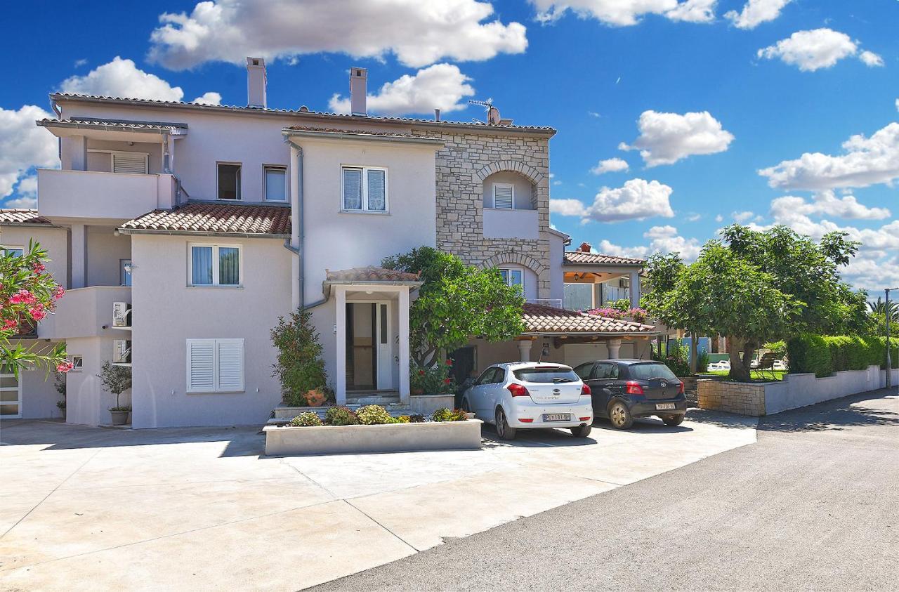 Apartments Biskupije 810 Μεντουλίν Εξωτερικό φωτογραφία