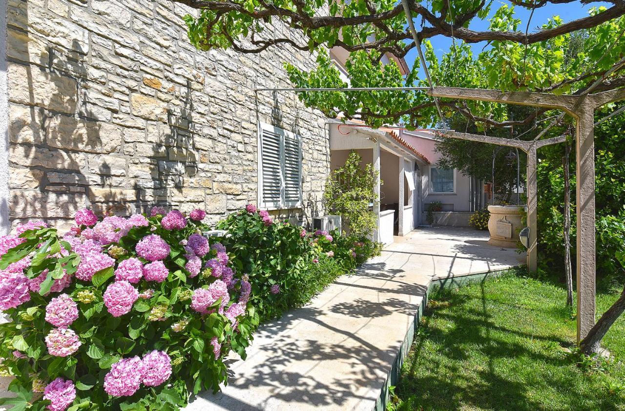 Apartments Biskupije 810 Μεντουλίν Εξωτερικό φωτογραφία