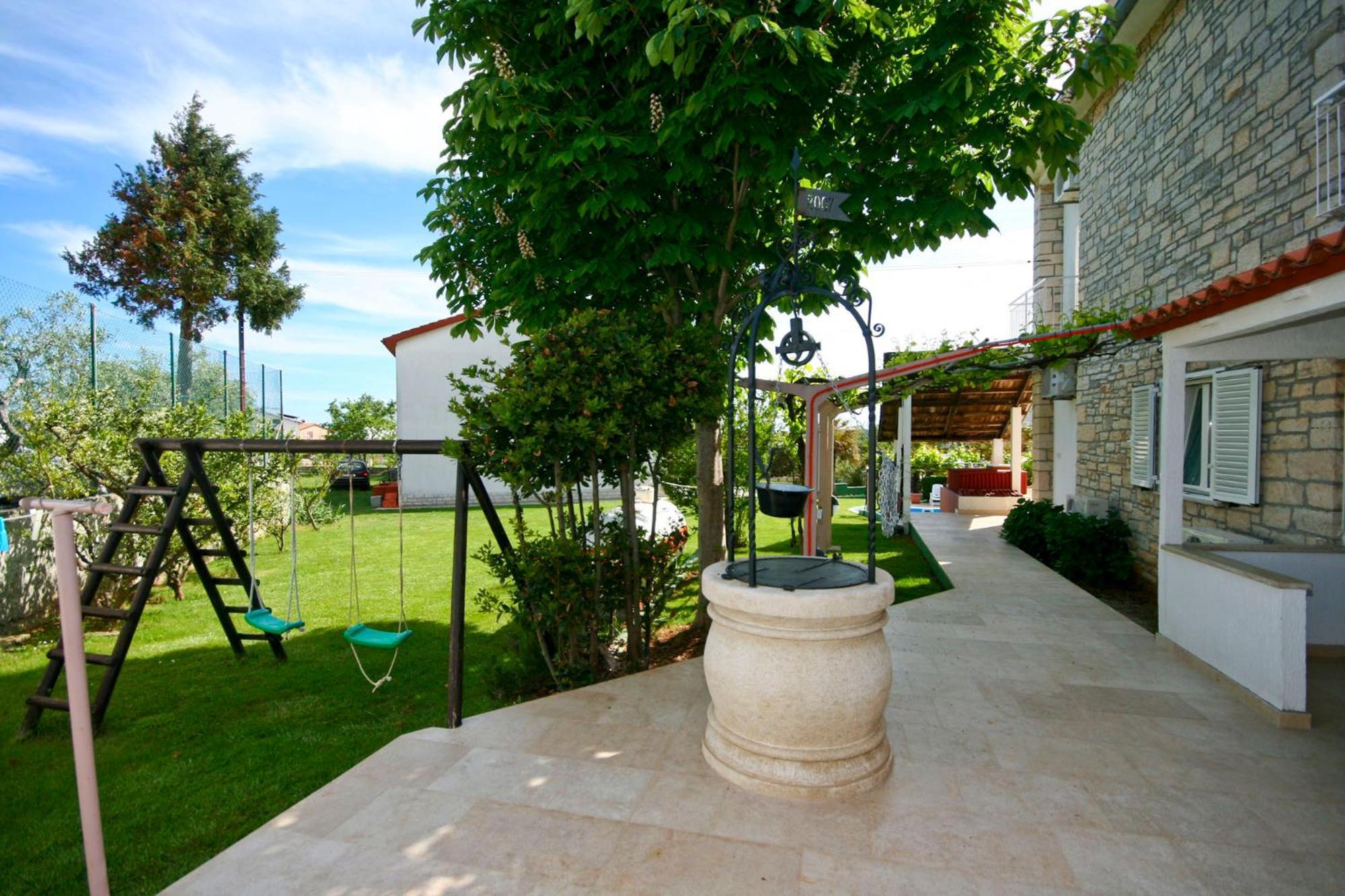 Apartments Biskupije 810 Μεντουλίν Εξωτερικό φωτογραφία